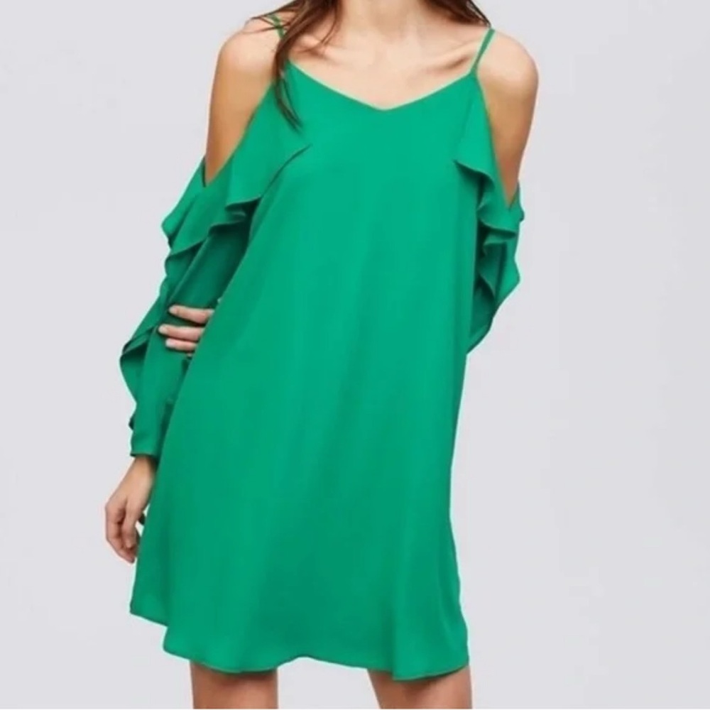 NWT LOFT Cold Shoulder Ruffle Sleeve Dress Green Sz Small. Loose Oversized Flowy